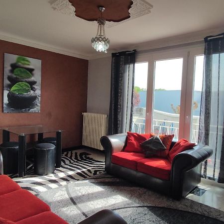 Agréable appartement familial avec Jardin Blois Exterior foto