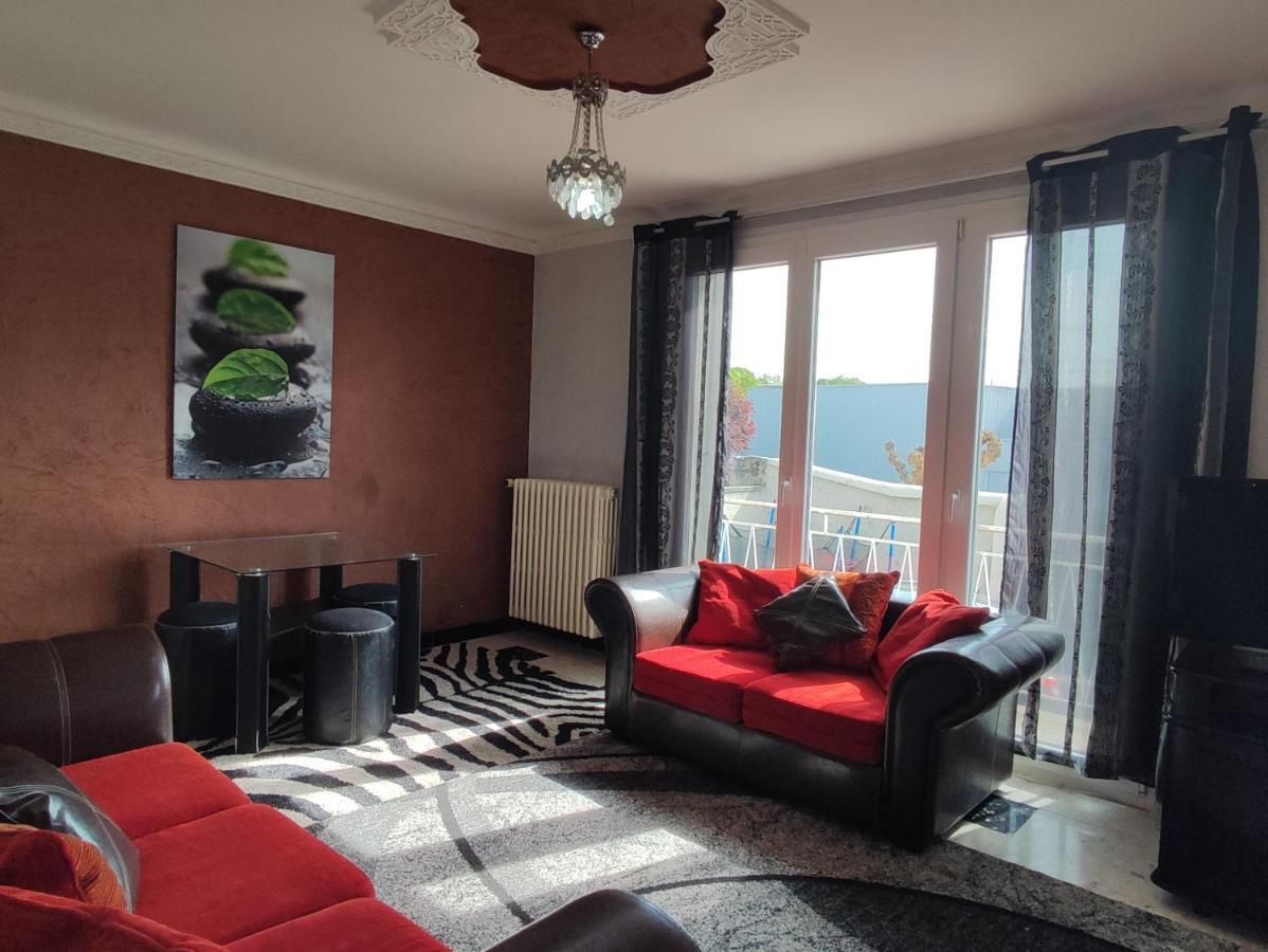 Agréable appartement familial avec Jardin Blois Exterior foto