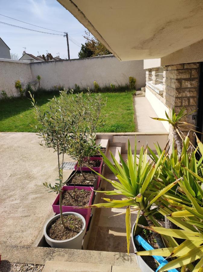 Agréable appartement familial avec Jardin Blois Exterior foto