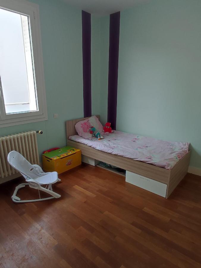 Agréable appartement familial avec Jardin Blois Exterior foto