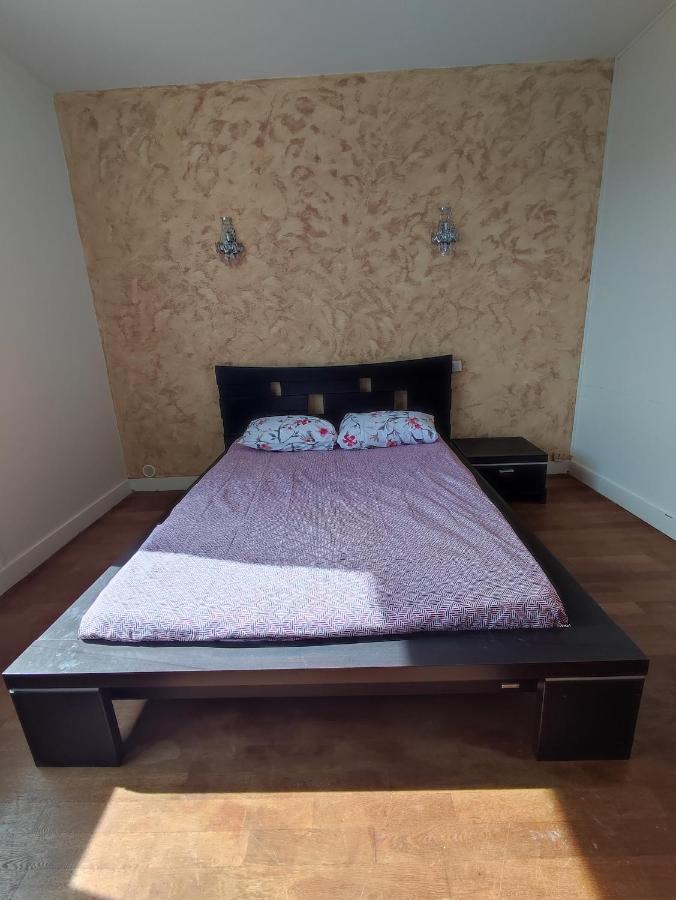 Agréable appartement familial avec Jardin Blois Exterior foto